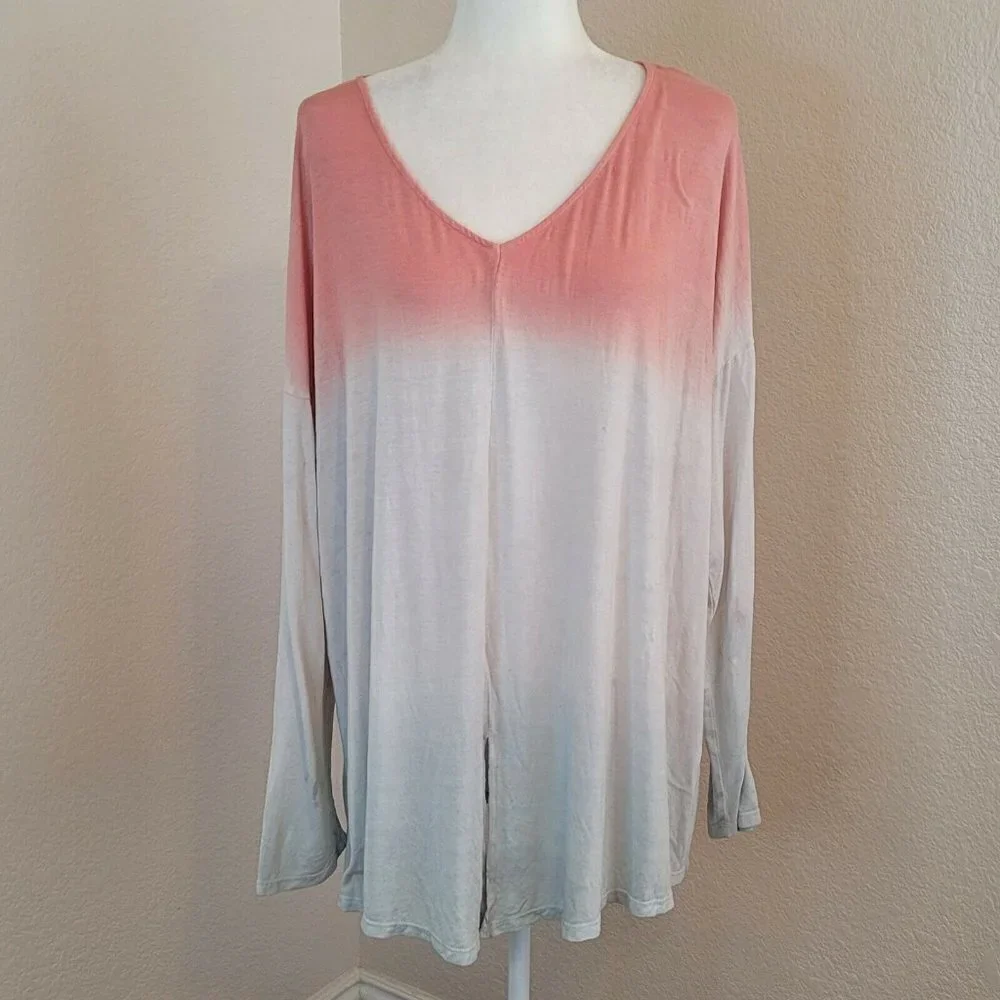 Como Blu Pink & White Ombre Two-Tone V-Neck Long Sleeve Tee Plus Size 3X - Picture 4 of 11